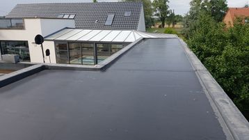 Holcimelevate Elevate RubberCover™ EPDM - Roofing Membrane