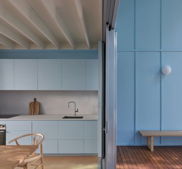 Blok Three Sisters House