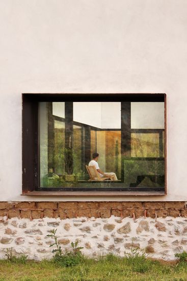Emptied House – Seasonal Refuge In Soto De Sepúlveda, Segovia