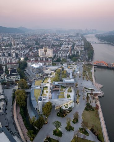 Jiangshan Tonglumen Urban Terrace