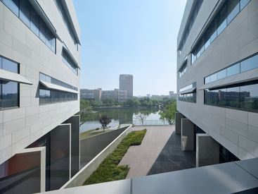Shanghai Jiao Tong University Student Service Center