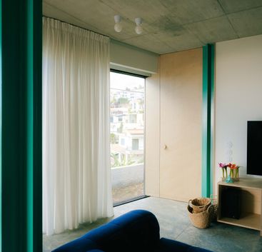 Loungueira House