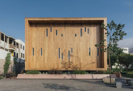Community Library In La Molina