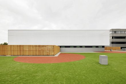 Sports Hall Zehlendorfer Welle