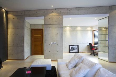 Loukas Residence
