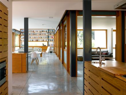 F house By Alroy Hazak Architects