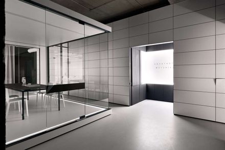 Office & Maket Hub