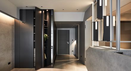 Scene House