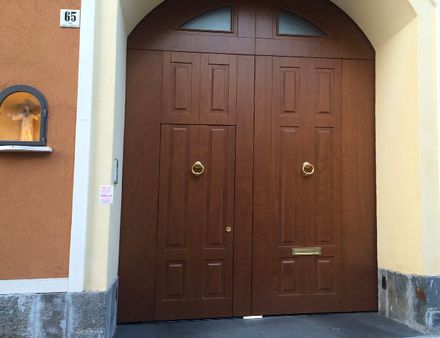Silvelox Large Conventional Doors