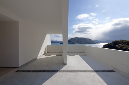 I-House
