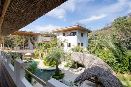Nomadic Hotel