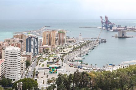 De la Farola Marina WHARF ONE