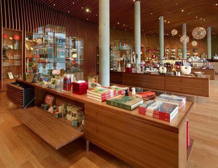 Crystal Bridges Museum Store