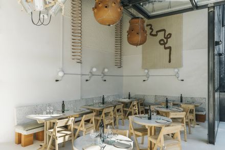 Mo De Movimiento Restaurant