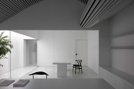 Runxuan Textile Office