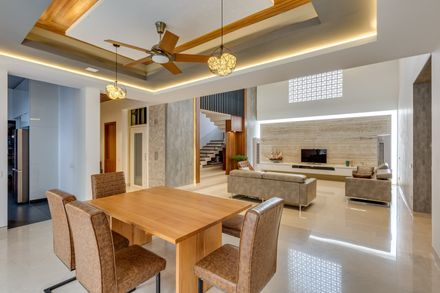 S-House