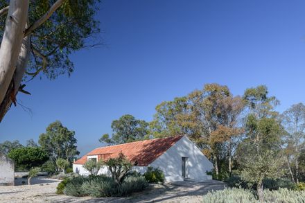 House In Ferraria