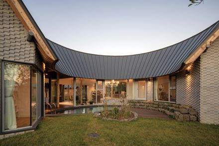 Samdal Oreum House