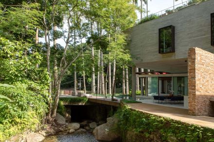 Capuri House