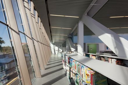 UC Lab School – Earl Shapiro Hall