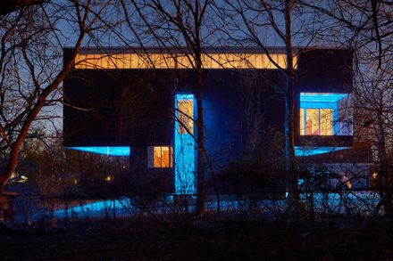 Mood Ring House