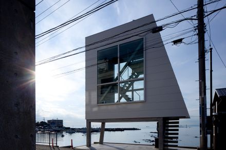 Window House