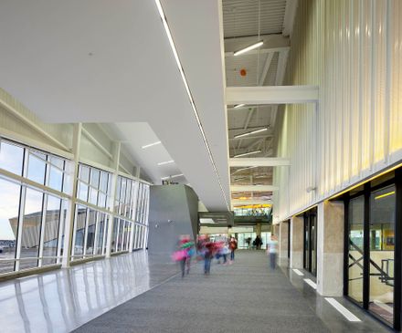 Clareview Community Recreation Centre - Architectures - Jidipi