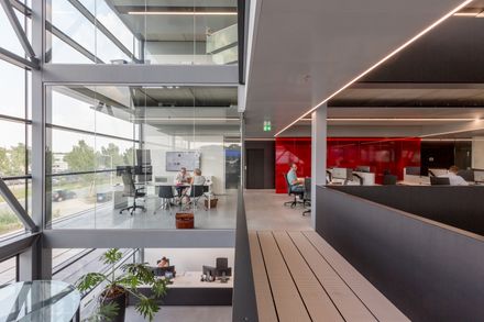 -Lan Handling Technologies Office Building