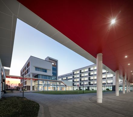 Shanghai United International School