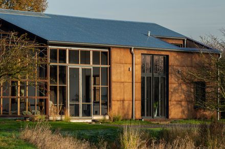 Flat House