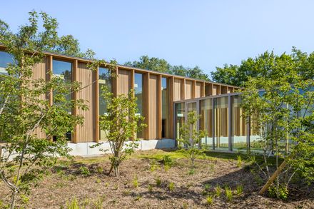 Recreation center and extension of the Grandes Terres primary school at Conflans-Sainte-Honorine