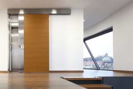 Oikos VELA Sliding armored door
