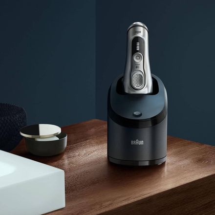 Braun Electric Shaver, Series 9 Silver With Clean (9390cc)