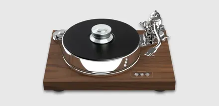 Pro-Ject Signature 10 Vinyl Player
