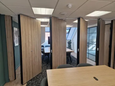 Apton Autonomous Movable Walls