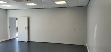 Apton Autonomous Movable Walls