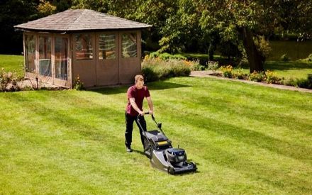 Hayter Harrier® 56 Pro 60v Battery Lawnmower