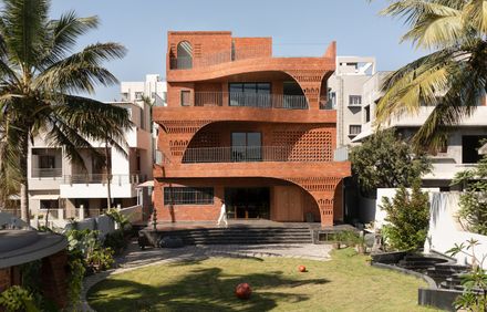 Anthill House