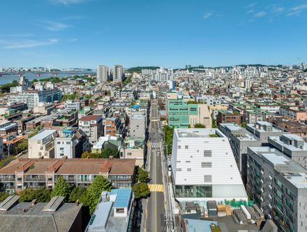 Hapjeong Artplex Mixed-use Facility