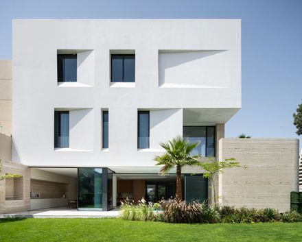 Faye House