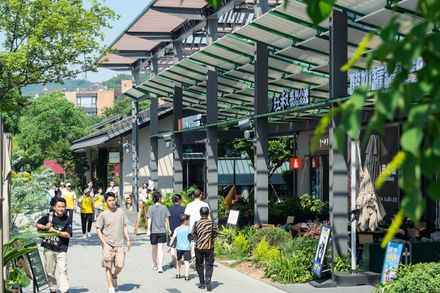 Spatial Renewal And Scene Stitching Of Birland Food Court