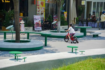 Spatial Renewal And Scene Stitching Of Birland Food Court
