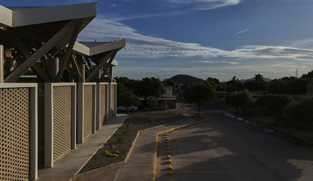 Plaza Luna Vallenata