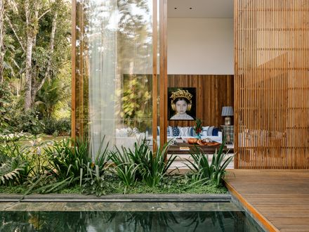Iporanga Beach House