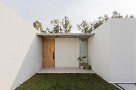 D House