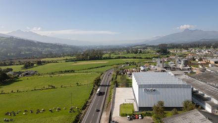 Paraiso Office Building + Industrial Warehouse