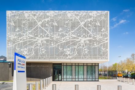 Les Mureaux Police Station