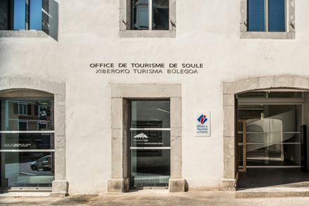 Tourists House In Tardets