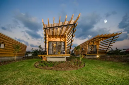 Dor Huts