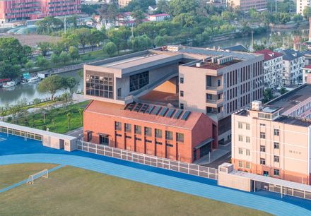 Shanghai Nanqiao Academy - Comprehensive Building and Riverside Landscape